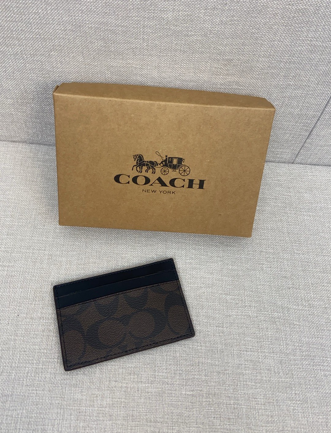Coach 新款coach卡包F57312/63279放零钱放卡放硬币。多功能哦。尺寸10 7左右