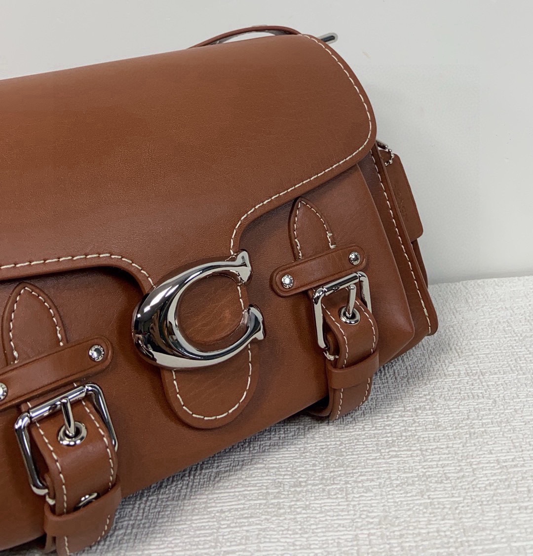 Coach 一月新品CT721 Coach也有机车风