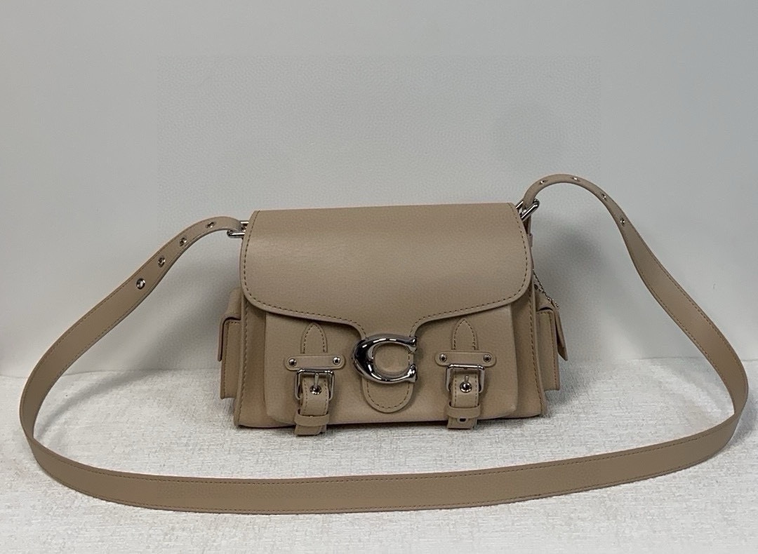 Coach 一月新品CT721 Coach也有机车风