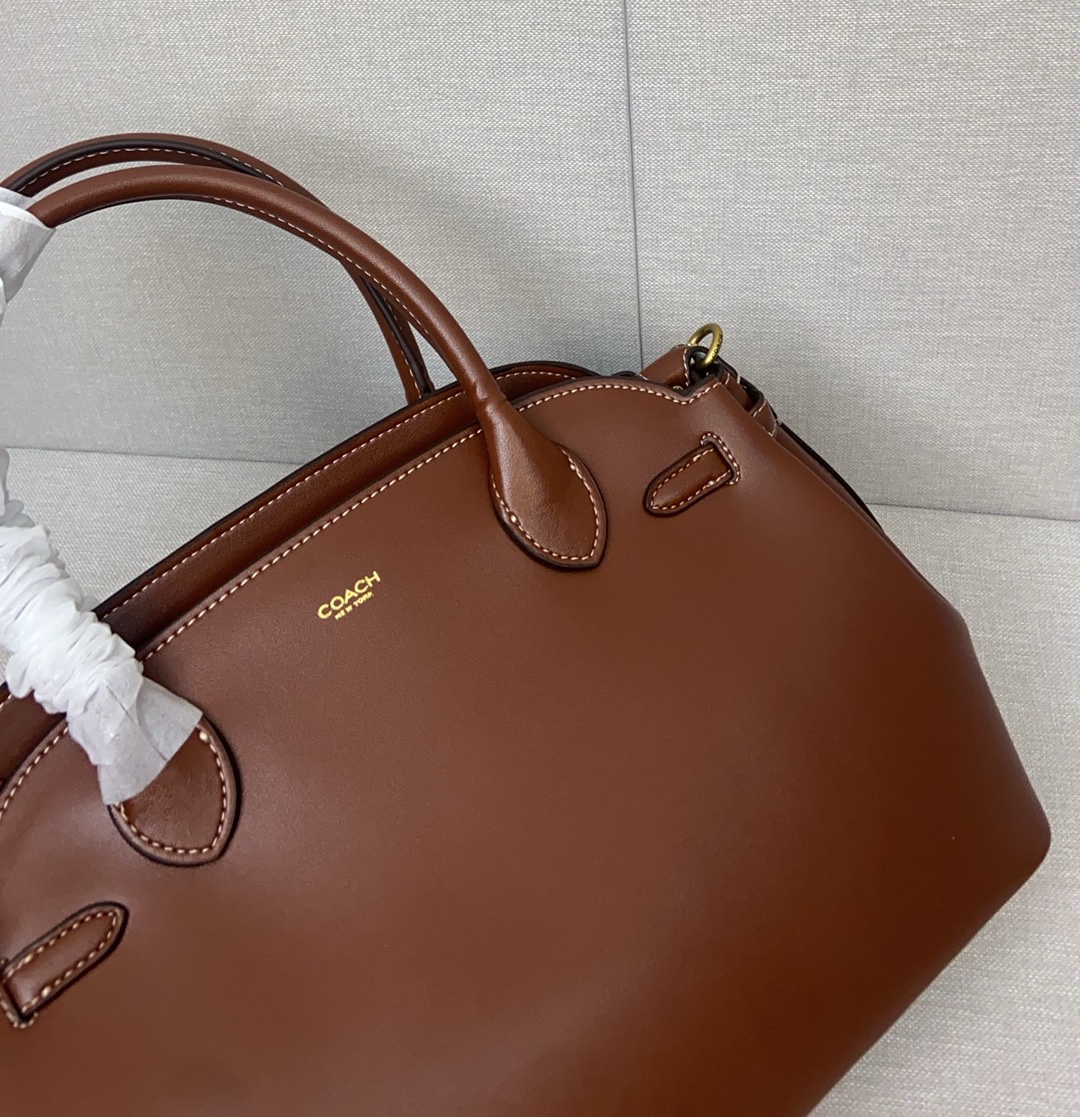Coach Coach 8月新品 CU218