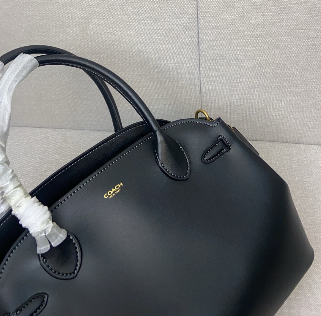 Coach Coach 8月新品 CU218