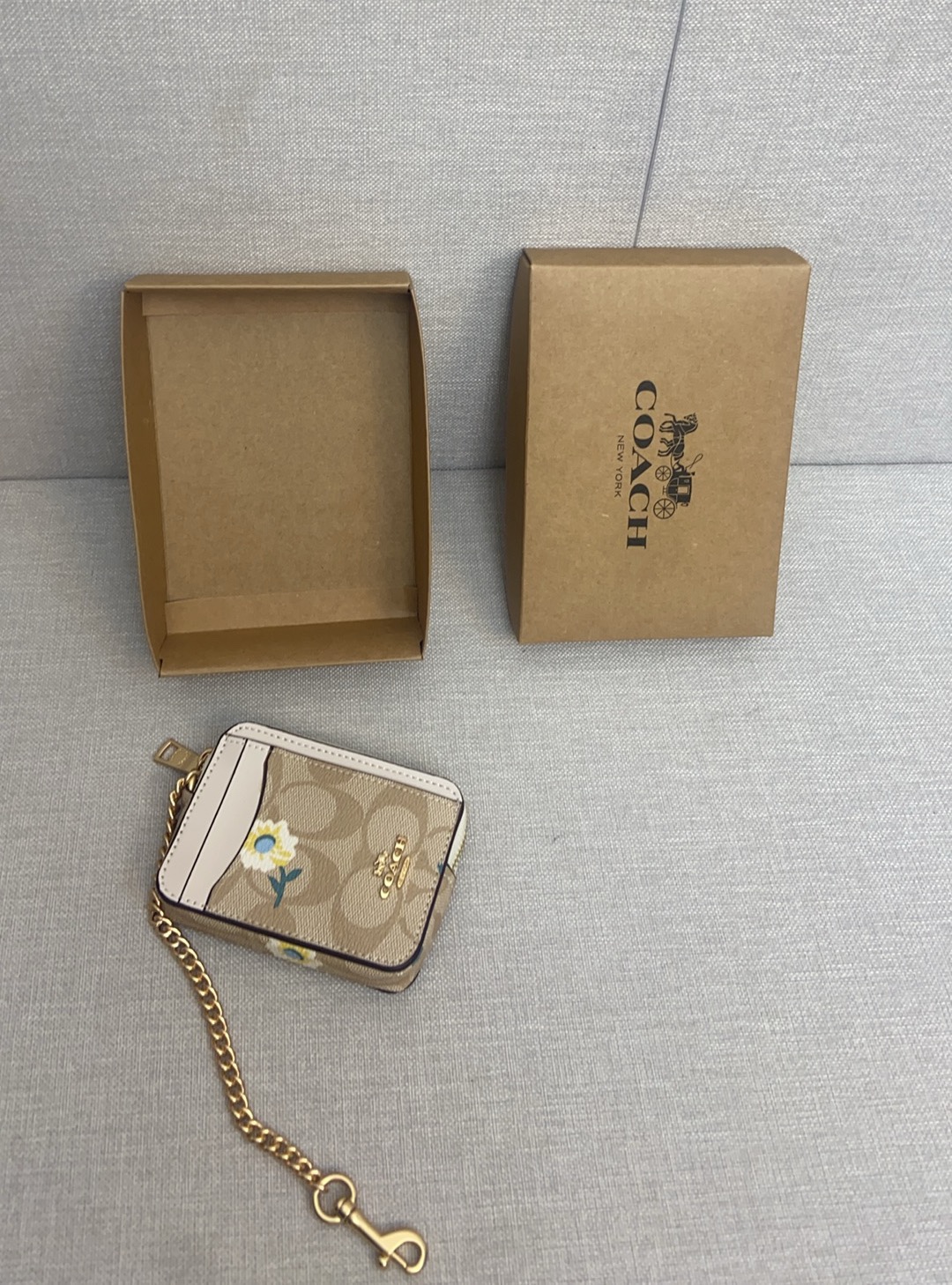 Coach Coach 9月新品 链条小卡包一共12个配色