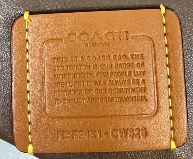 Coach Coach 2月新品 CW626 Quilting Tabby珩缝工艺的链条tabby 酷酷的暗黑扣