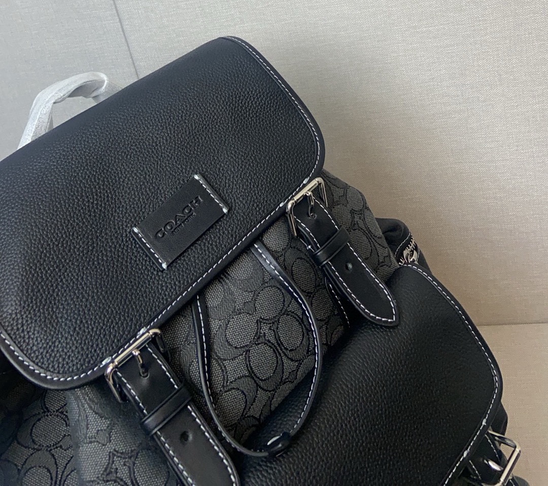 Coach COACH 蔻驰 4月新品CE523