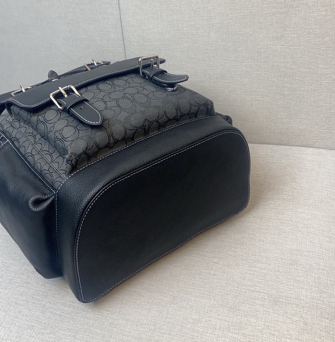 Coach COACH 蔻驰 4月新品CE523