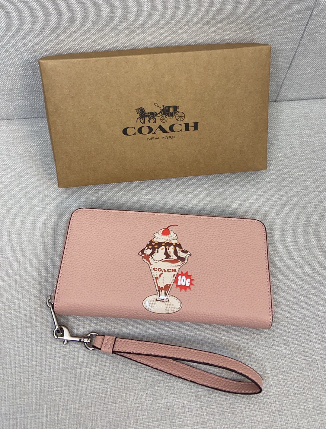 Coach Coach nolita 24年新款