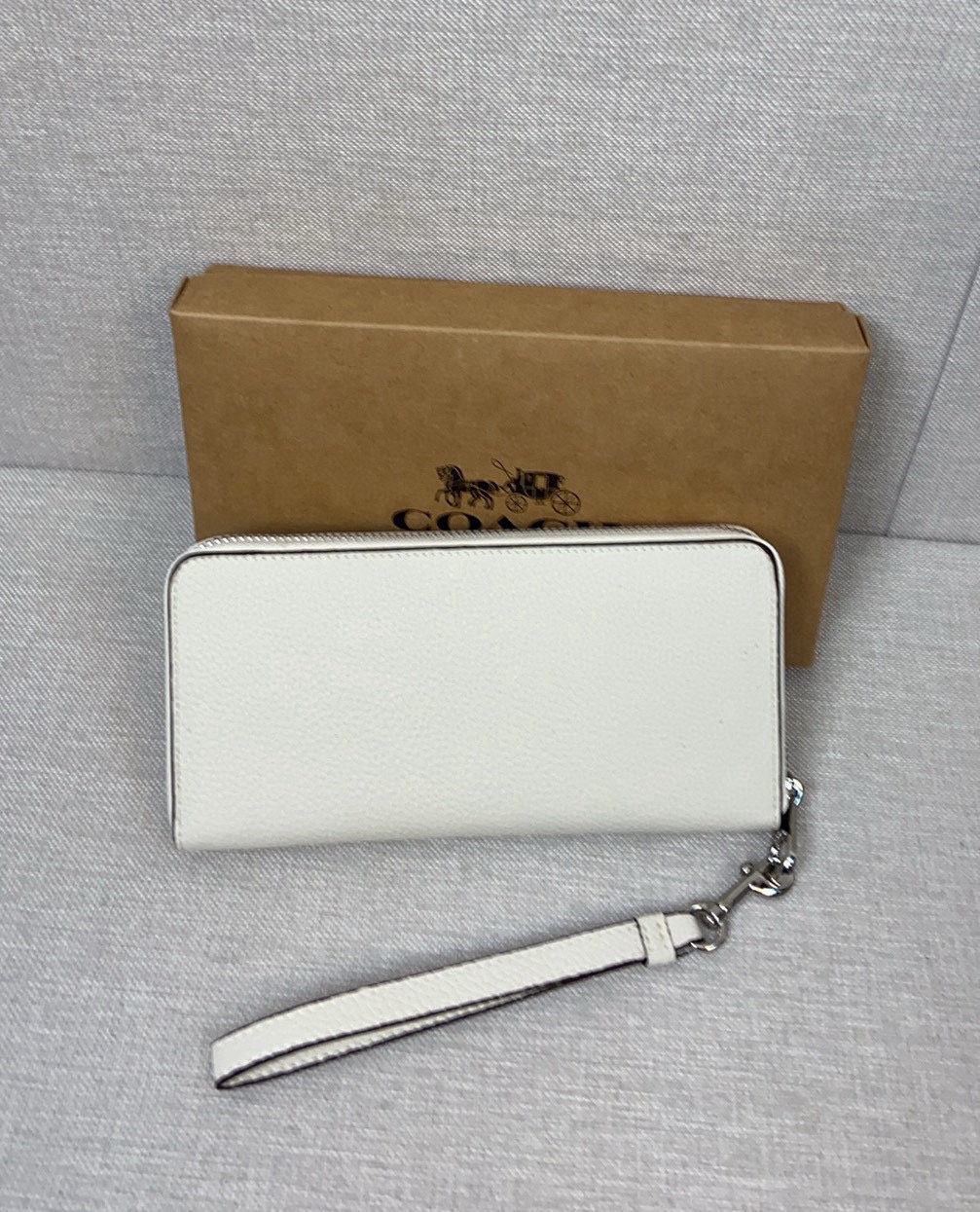 Coach Coach nolita 24年新款