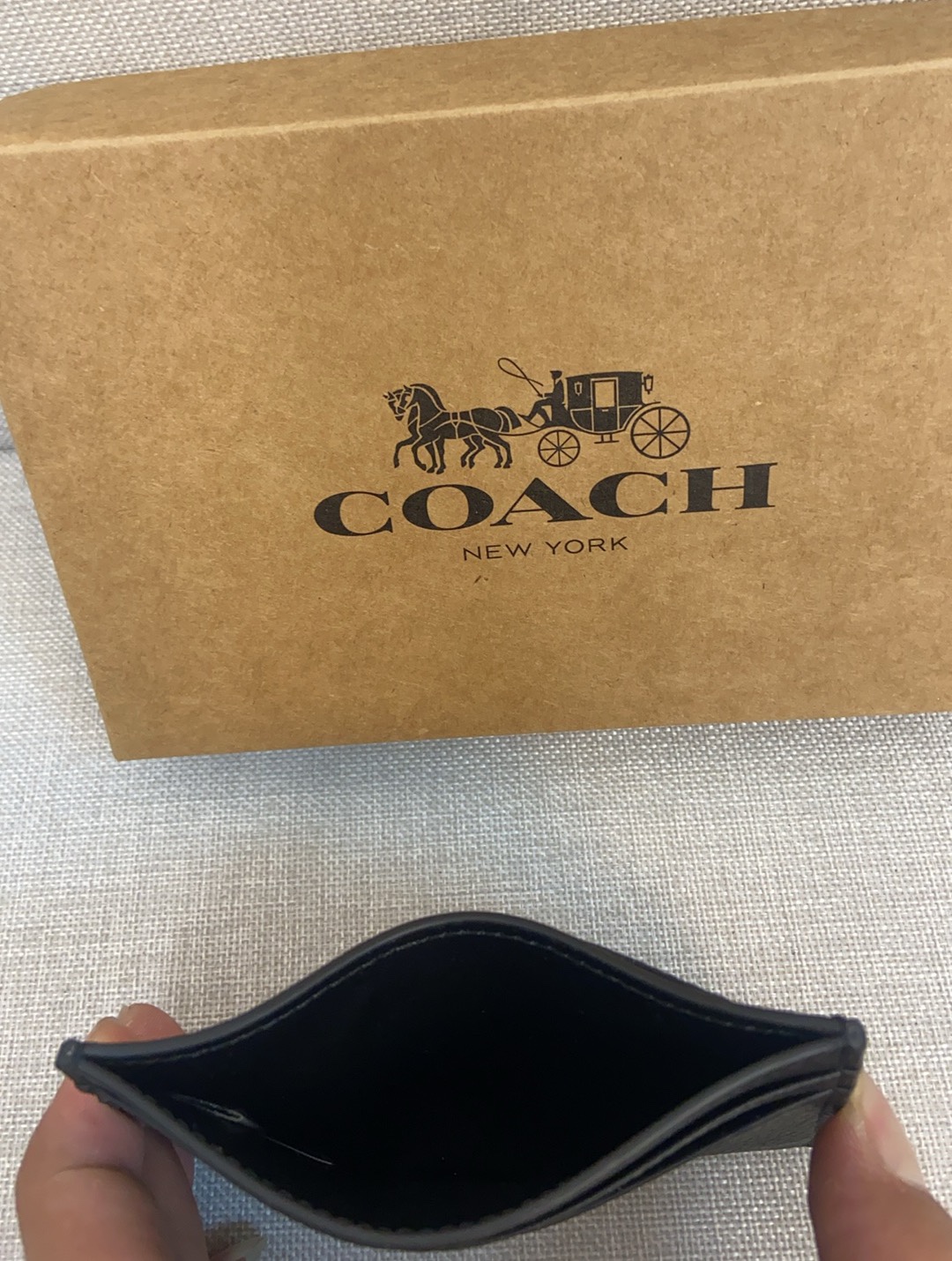 Coach 新款coach卡包cM436 CM435放零钱放卡放硬币。多功能哦。尺寸10 7左右