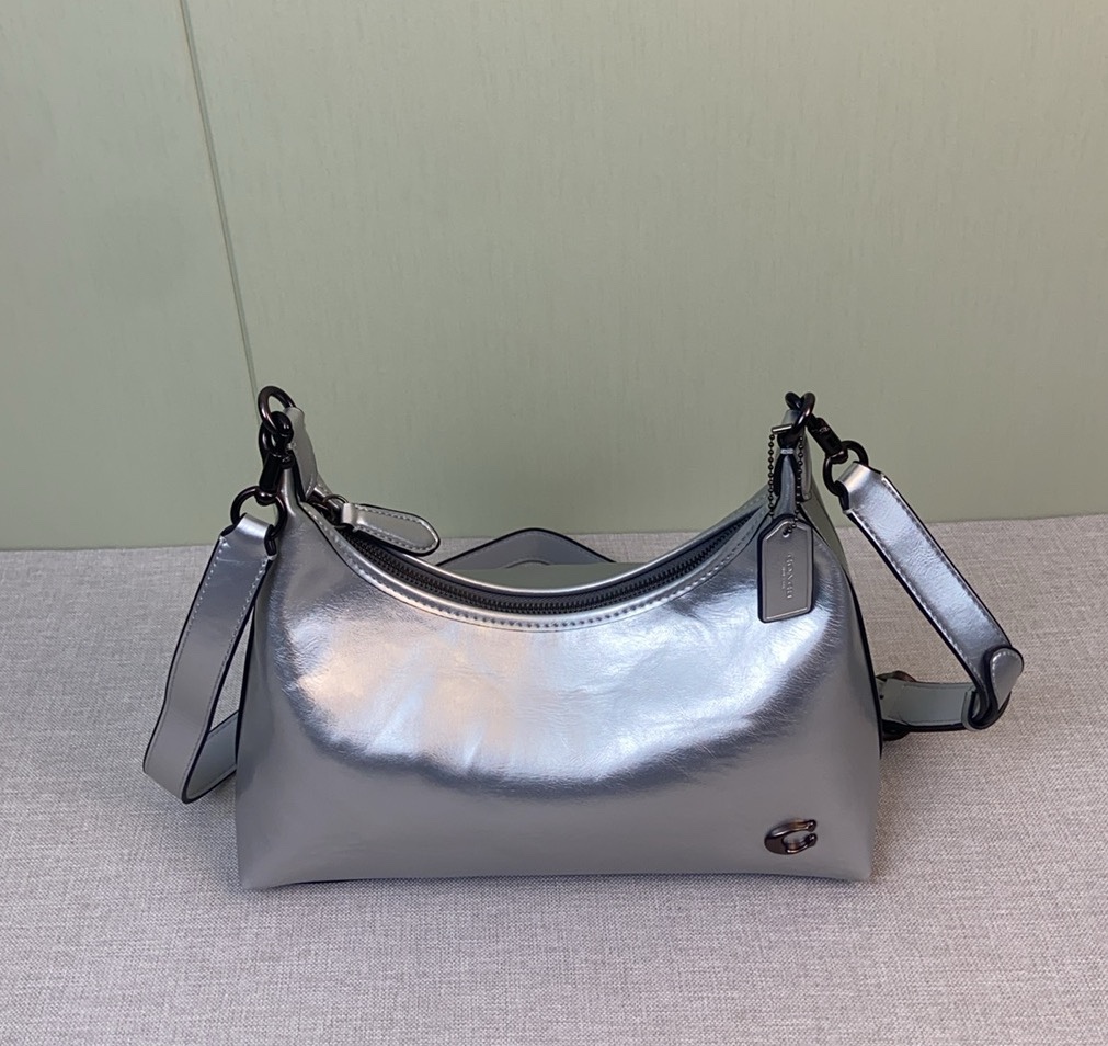 Coach COACH11月CW656 Juliet又出新色