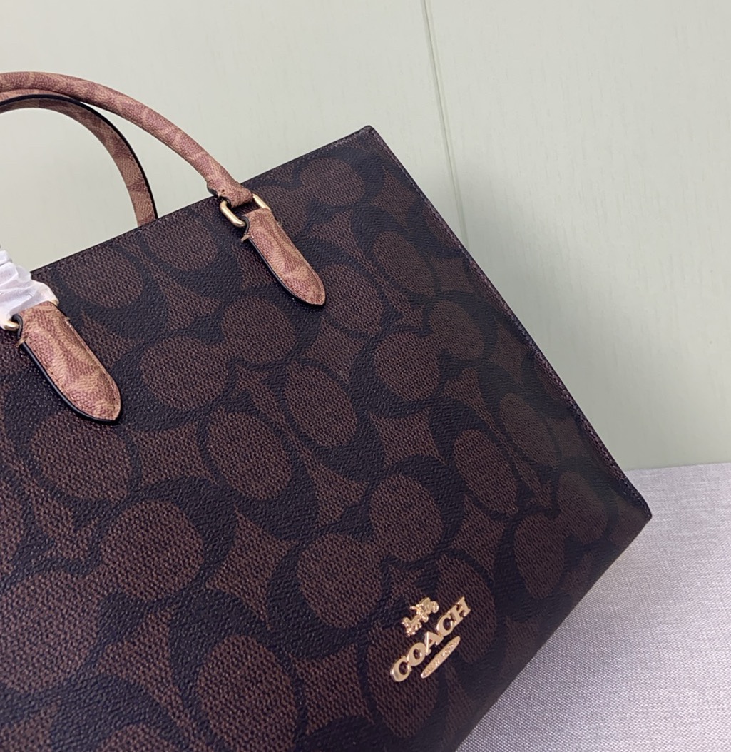 Maggie Tote シンプルデザインのトートバッグ - 2wayスタイル