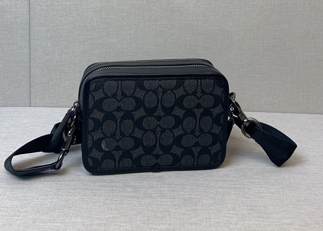 Coach 24年3月新品。Cp269 CP270 老花二合一相机包 涂鸦更 男士礼物推荐 老花相机包最新款配上涂鸦是设计年轻 尺寸