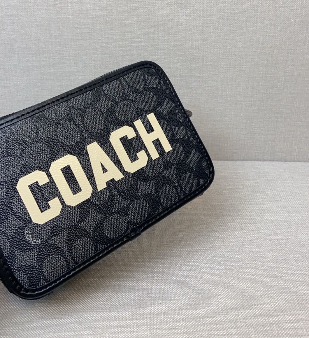 Coach 24年3月新品。Cp269 CP270 老花二合一相机包 涂鸦更 男士礼物推荐 老花相机包最新款配上涂鸦是设计年轻 尺寸