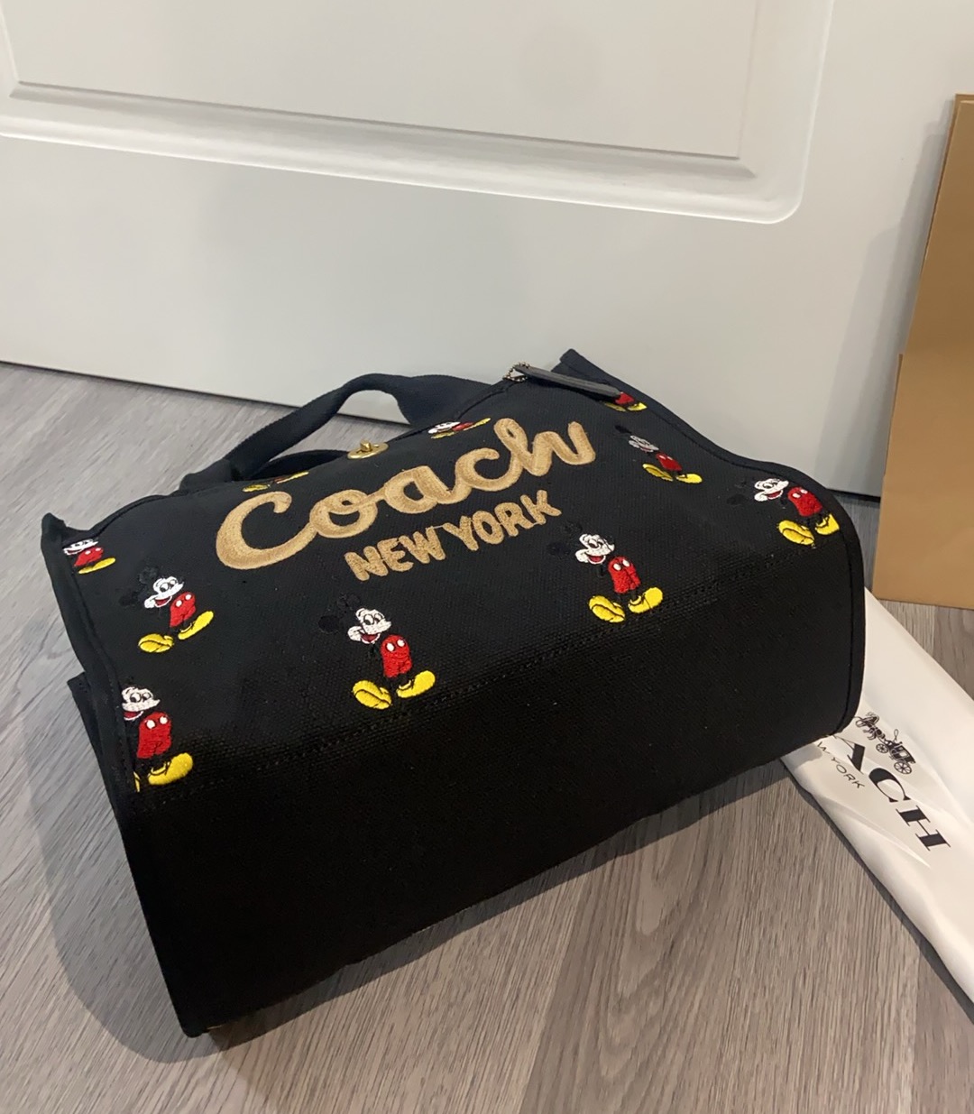 Coach 2月新品大号CAE70 COACH