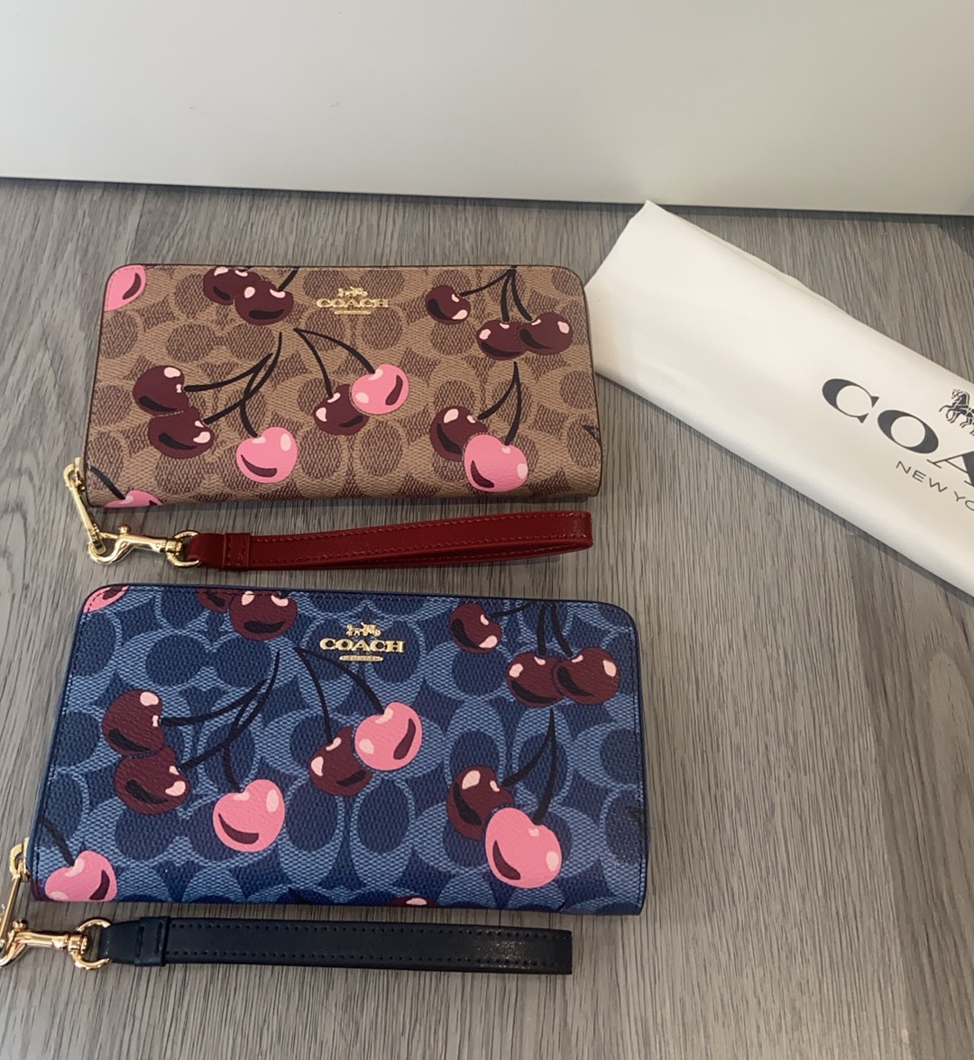 Coach COACH3月新品 CZ328