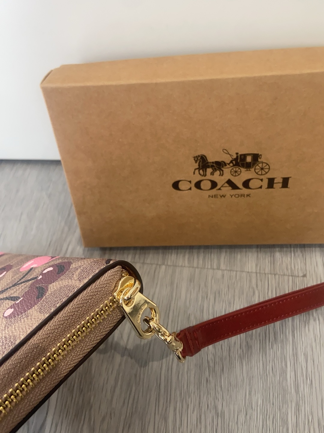 Coach COACH3月新品 CZ328