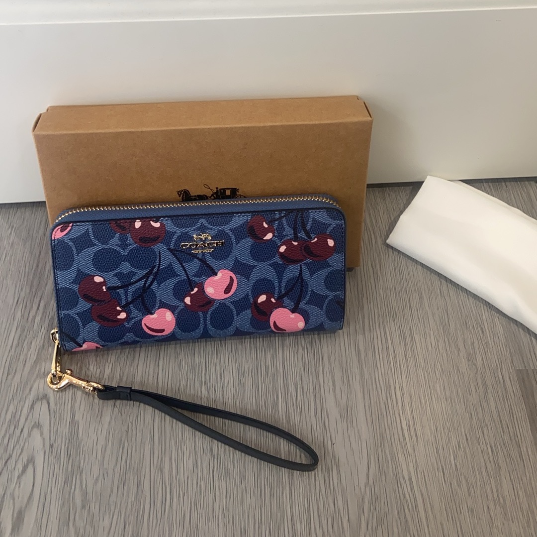 Coach COACH3月新品 CZ328