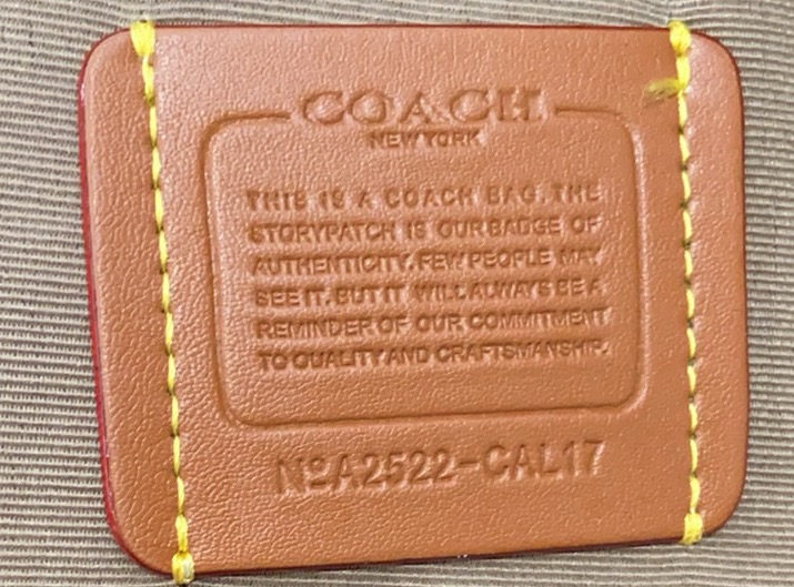 CAL17 Hadley Turnlock Tote - 小柄女性にぴったりな高級感溢れるトートバッグ