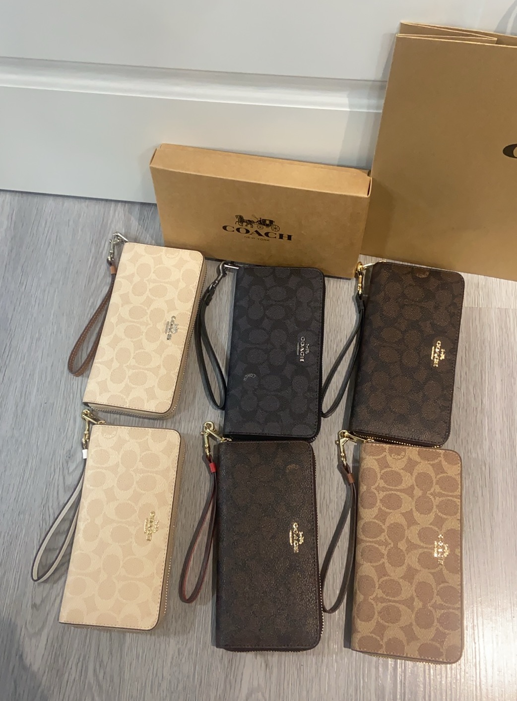Coach COACH/蔻驰女钱包新款女士拉链钱夹青年长款带手绳，CW778 尺寸20.10.2