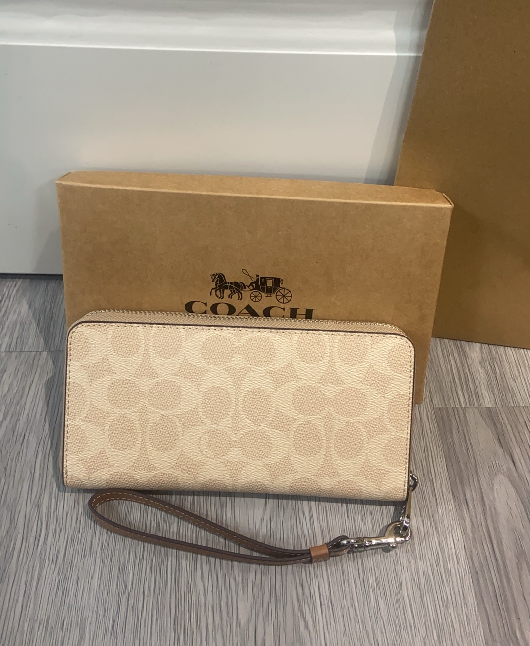 Coach COACH/蔻驰女钱包新款女士拉链钱夹青年长款带手绳，CW778 尺寸20.10.2
