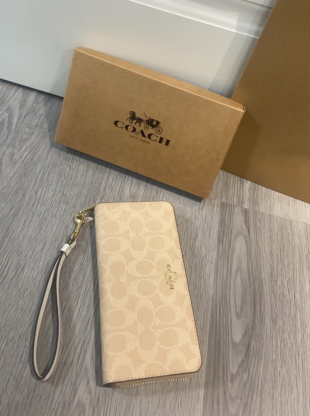Coach COACH/蔻驰女钱包新款女士拉链钱夹青年长款带手绳，CW778 尺寸20.10.2