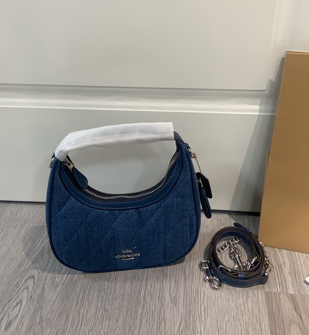 Coach Coach4月新品CAK89 Carmen最新牛仔丹宁布