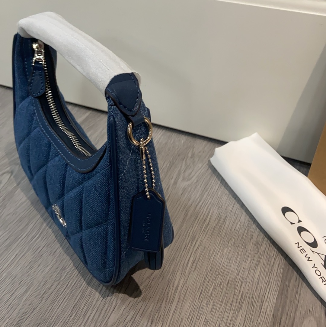 Coach Coach4月新品CAK89 Carmen最新牛仔丹宁布