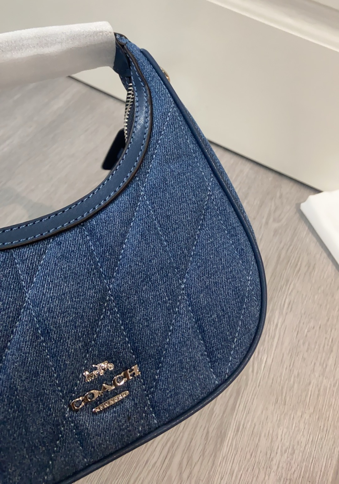 Coach Coach4月新品CAK89 Carmen最新牛仔丹宁布