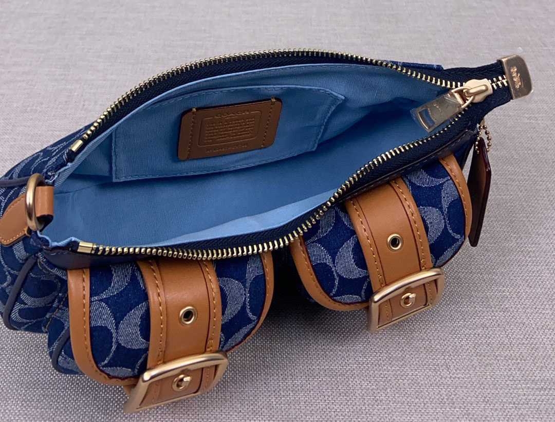 Coach 新款COACH/蔻驰中古腋下法棍包麻将包