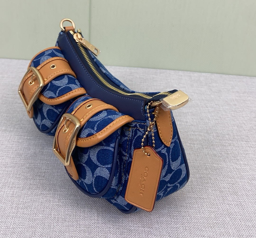 Coach 新款COACH/蔻驰中古腋下法棍包麻将包