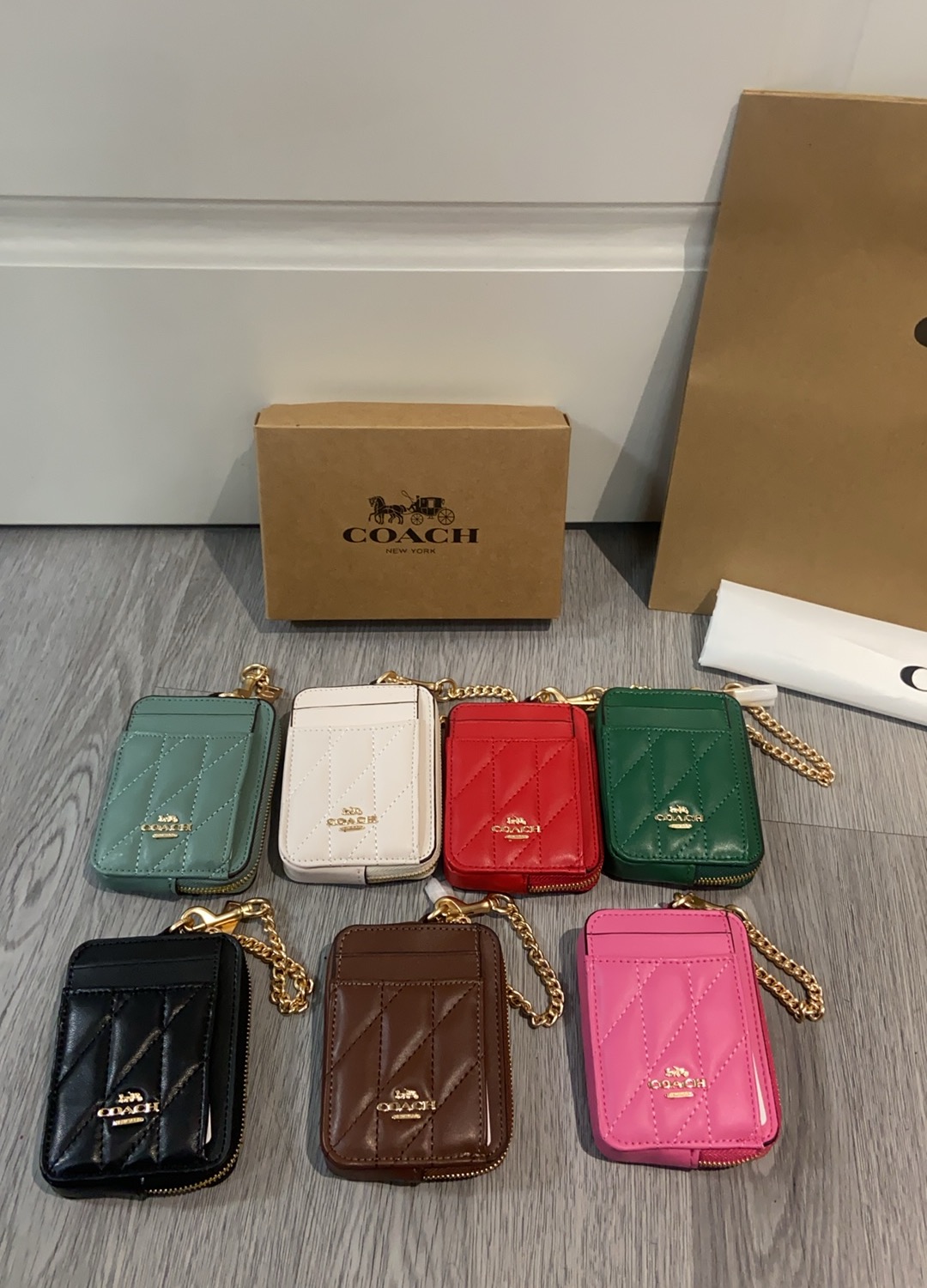 Coach Coach 9月新品 链条小卡包一共12个配色