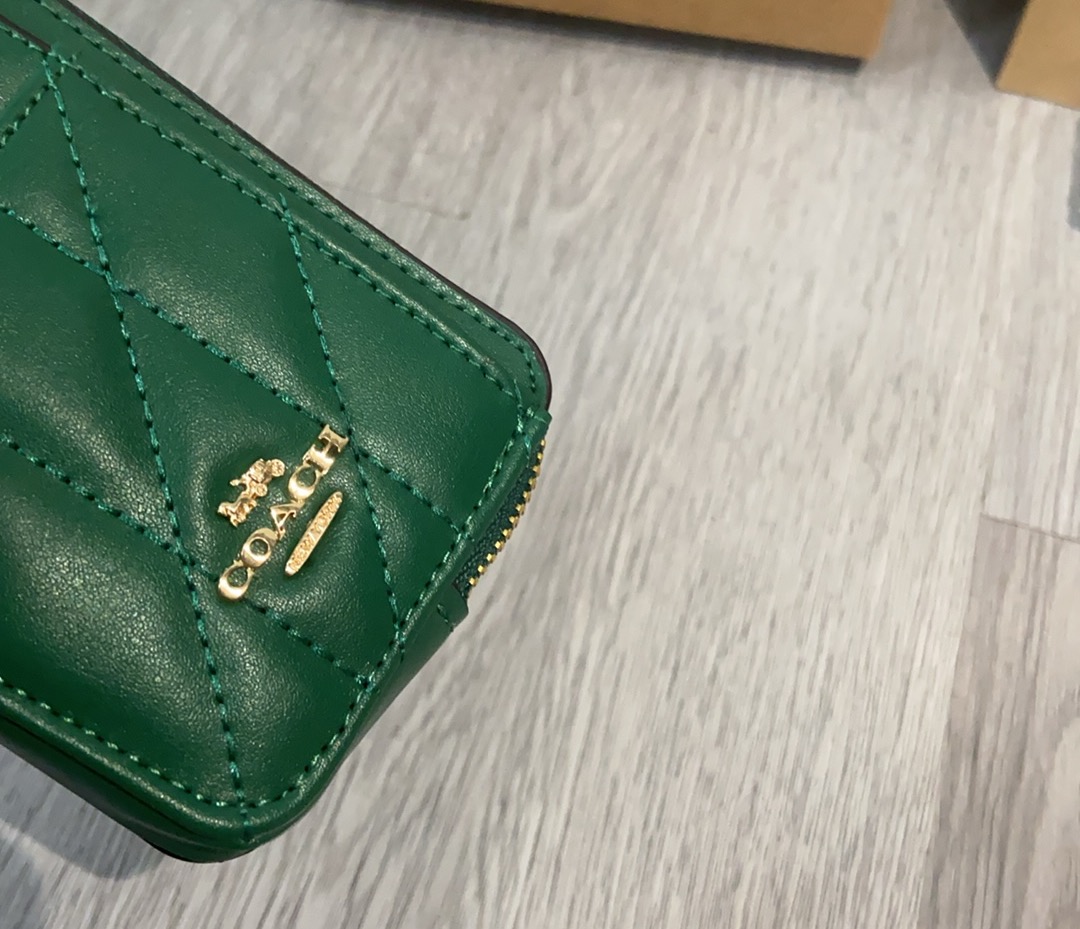 Coach Coach 9月新品 链条小卡包一共12个配色