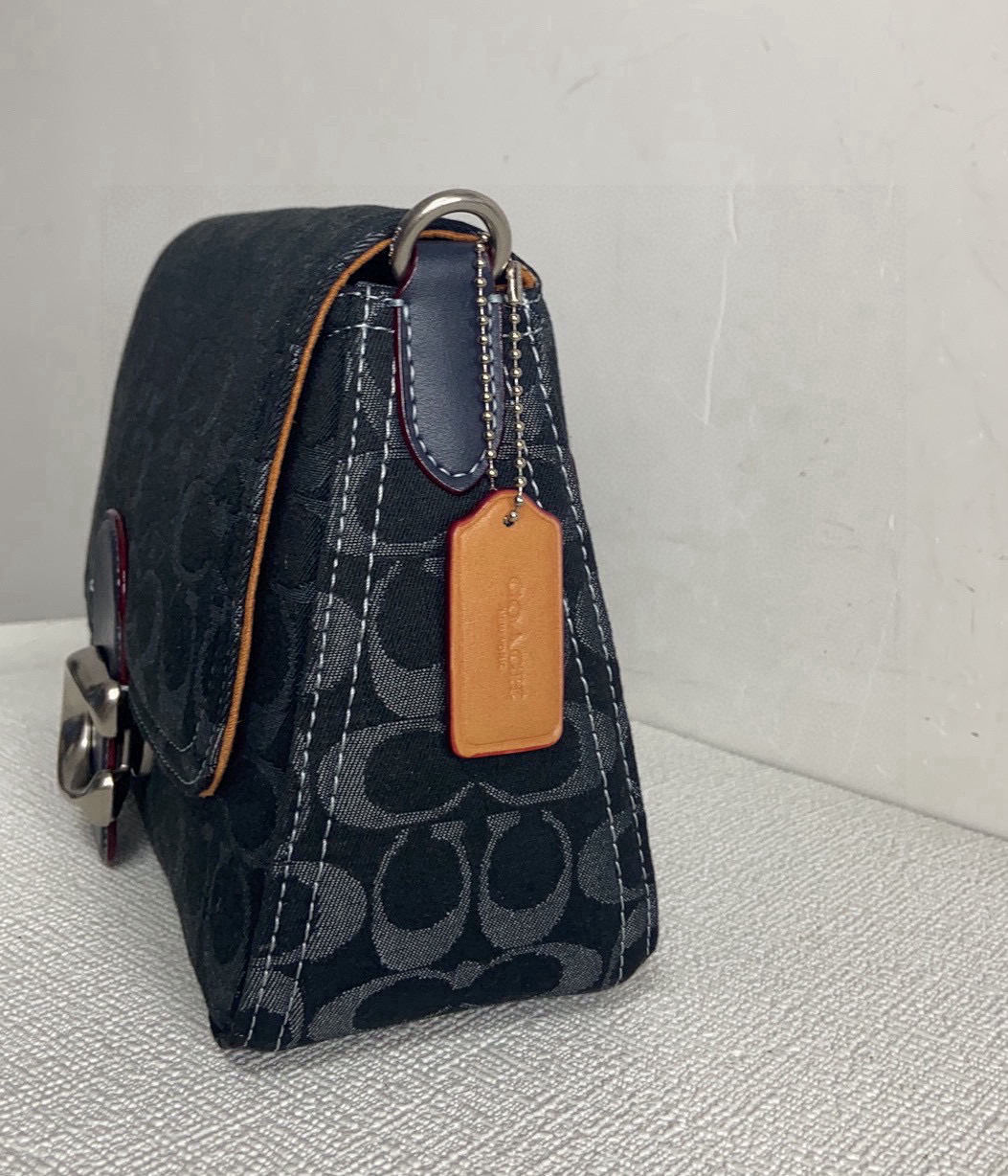 Coach ～Coach牛仔香布蕾 CG094 这只超酷香布蕾牛仔 soft tabby新款
