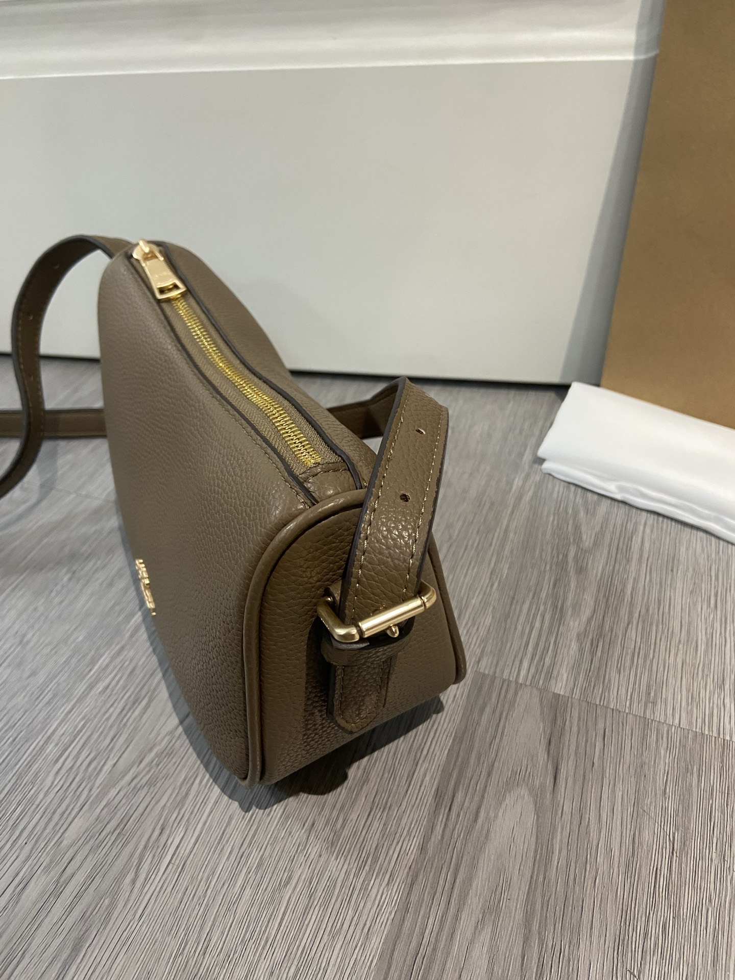 Coach coach2025年6月新品 CY701