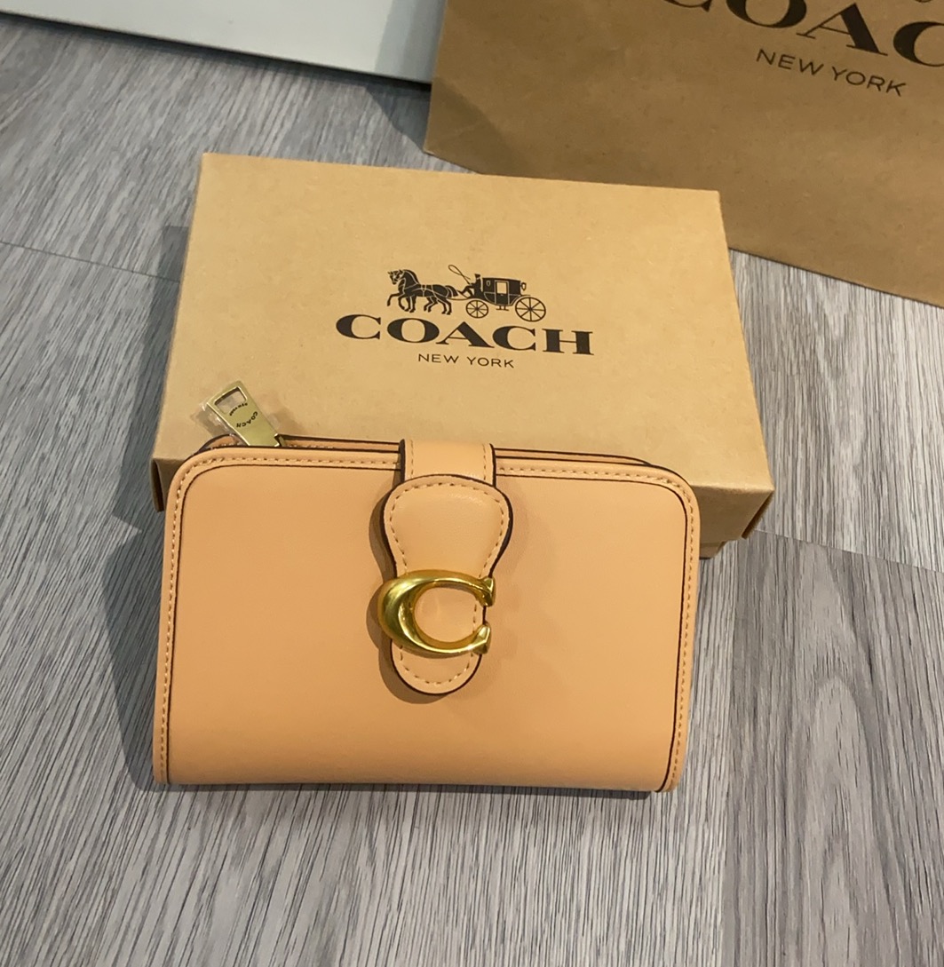 Coach Coach 8月新款 C扣CA193