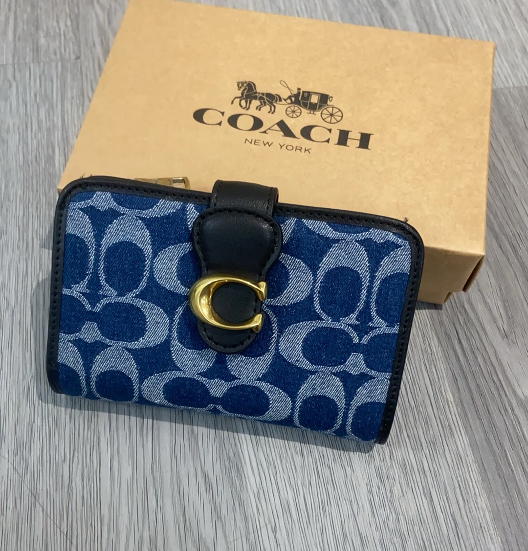 Coach Coach 8月新款 C扣CA193