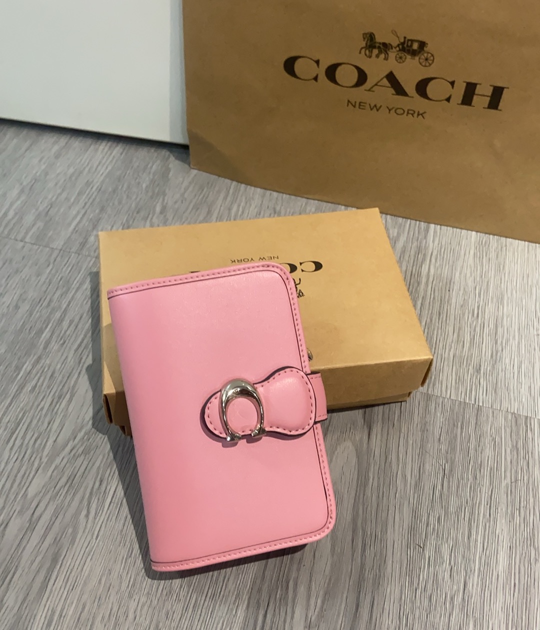 Coach Coach 8月新款 C扣CA193