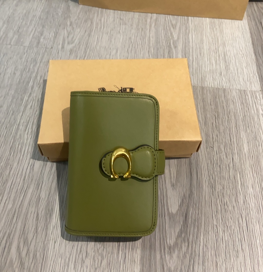 Coach Coach 8月新款 C扣CA193