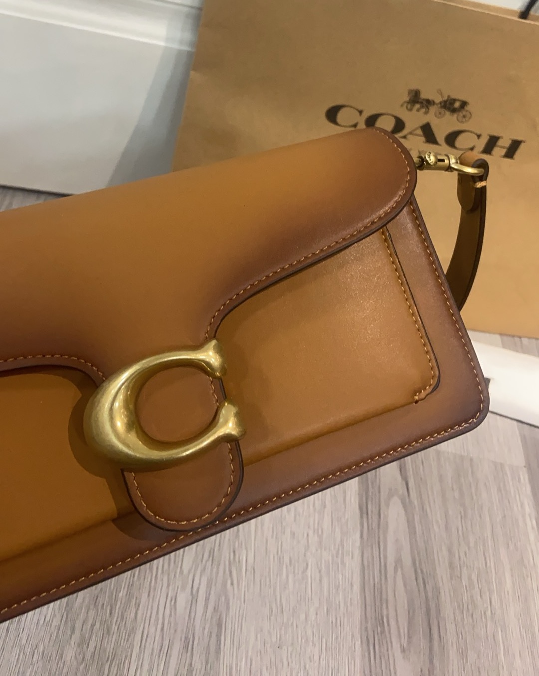 Coach ～COACH9月新品CCC02秋日新品Tabby~