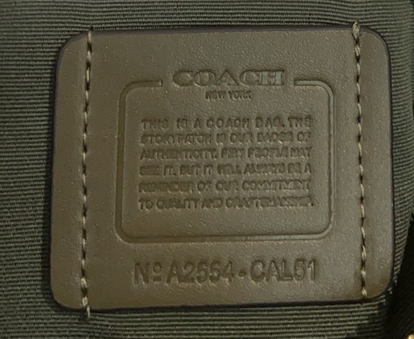 Coach COACH| 4月新品CAL51Teri樱花粉色少女 心春天没有心事，春天只顾花开蔻驰4月新品来啦~