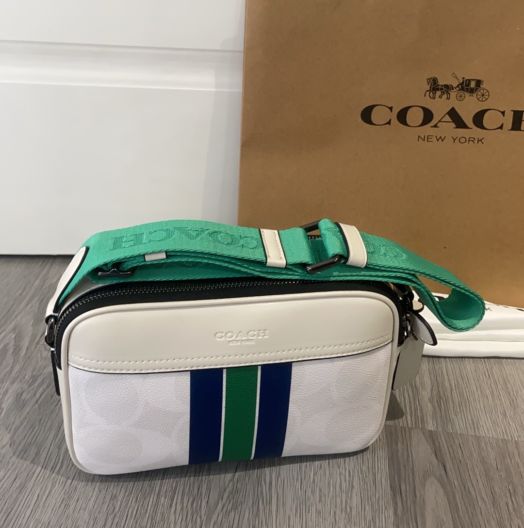 Coach Coach11月新品 C5810 CCG30 CBI86男士学院风相机包 双隔层设计 超柔软牛皮材质 非常洋气 上档次 范十足