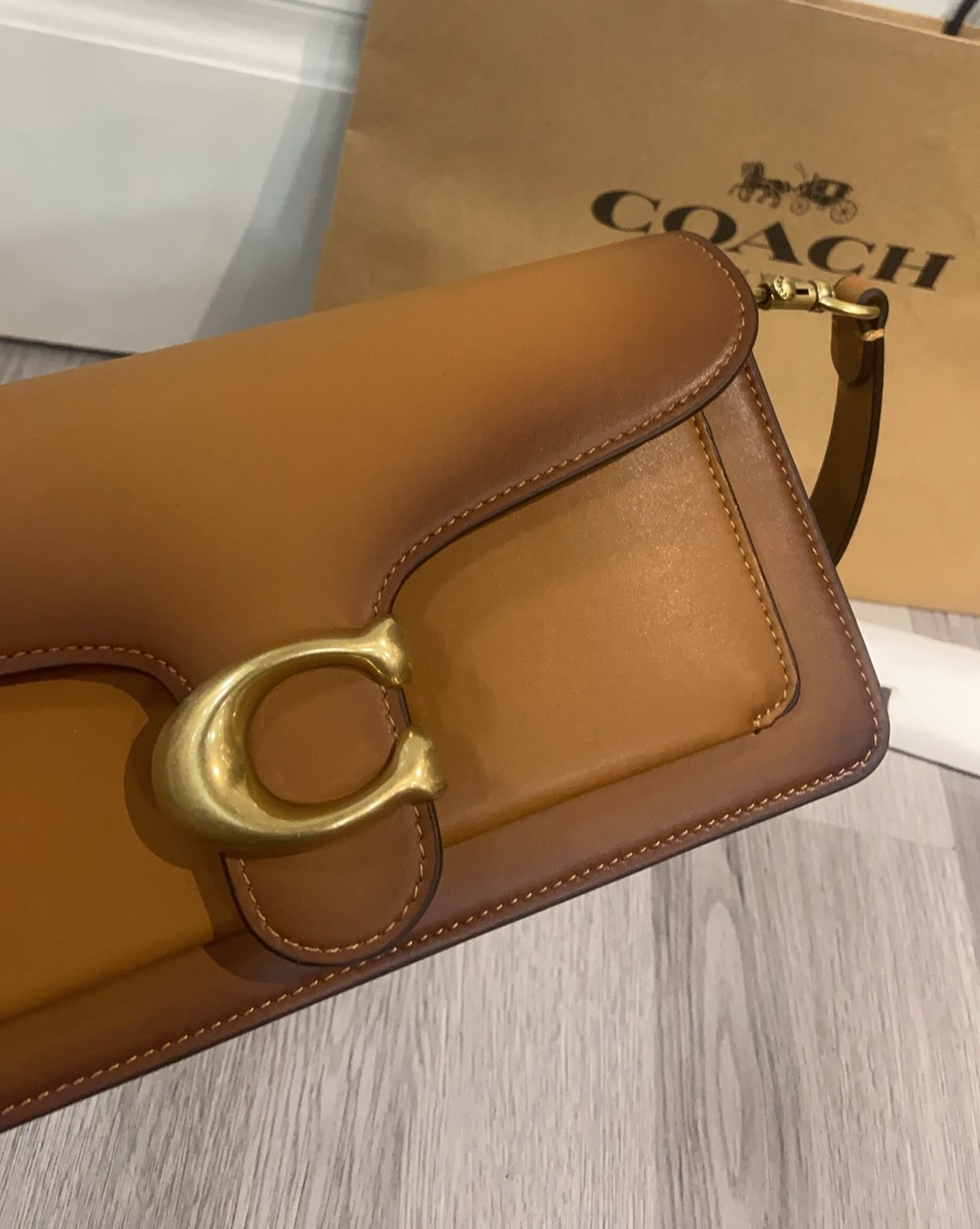 Coach ～COACH9月新品CCC02秋日新品Tabby~