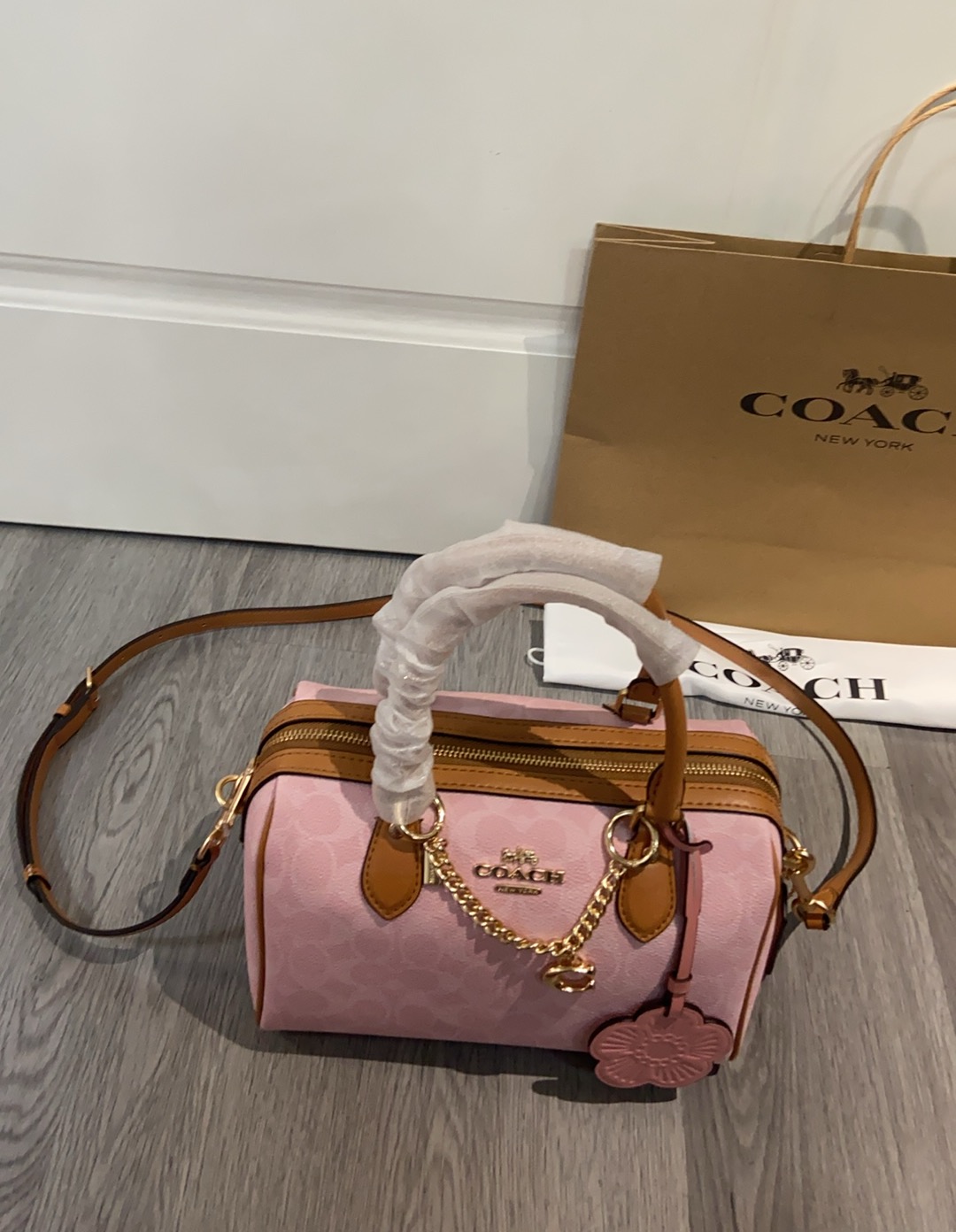 Coach COACH|新款樱花粉cea18