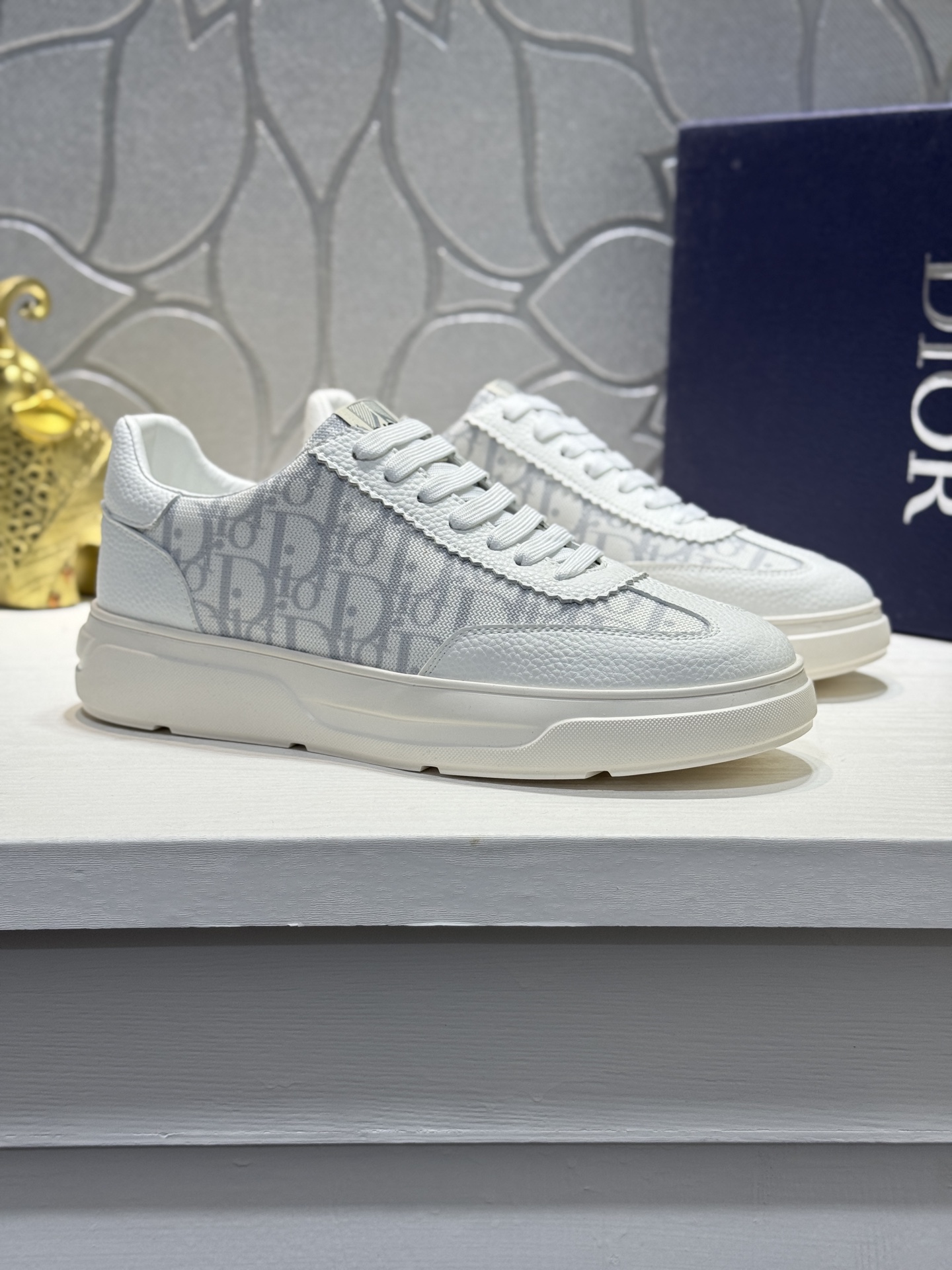 NO:664526,[Real price] Christian Dior hot model [New style] top purchasing men's casual shoes, uppers made of cowhide leather spliced with Dijia special fabrics, soles specially provided by the original factory, exclusive movable molded soles super comfortable, original factory follow-up goods, high-quality multi-color splicing design, exquisite workmanship, unique,  The details of the sheepskin lining determine the quality. We only make shoes with care. You can enter and leave the counter at will. Welcome to compare Size38-44 (45 customized, dior, dior, dior, cowhide, sheepskin19860909【实价】迪奥Christan Dior(迪奥)爆款【新款】顶级代购男士休闲鞋,鞋面牛皮拼接迪家专用面料,鞋底原厂特供原版底,独家活动成型底超级舒适,原厂跟单货,高品质多色拼接设计做工精致细腻,独一无二, 羊皮内里细节决定品质、我们只为用心做好鞋,可随意进出专柜,欢迎对比Size38-44（45定制,,dior,dior,dior,cowhide,sheepskin,Men's shoes