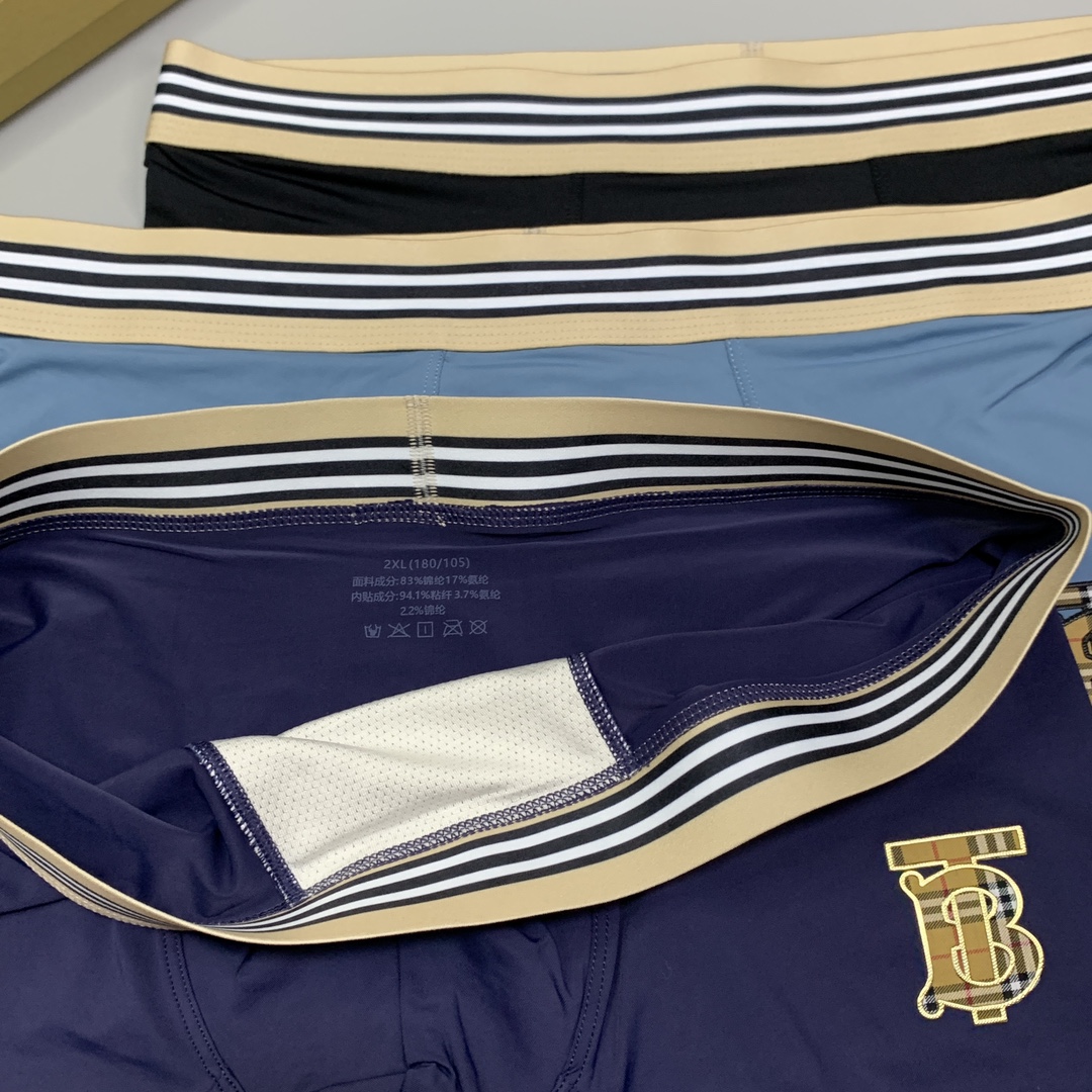 🔥🔥🔥巴宝莉 夏日新品 经典🌈lougo轻薄透设计，采用进口轻薄冰丝 轻薄透气丝滑 无痕裁剪 穿着无束缚