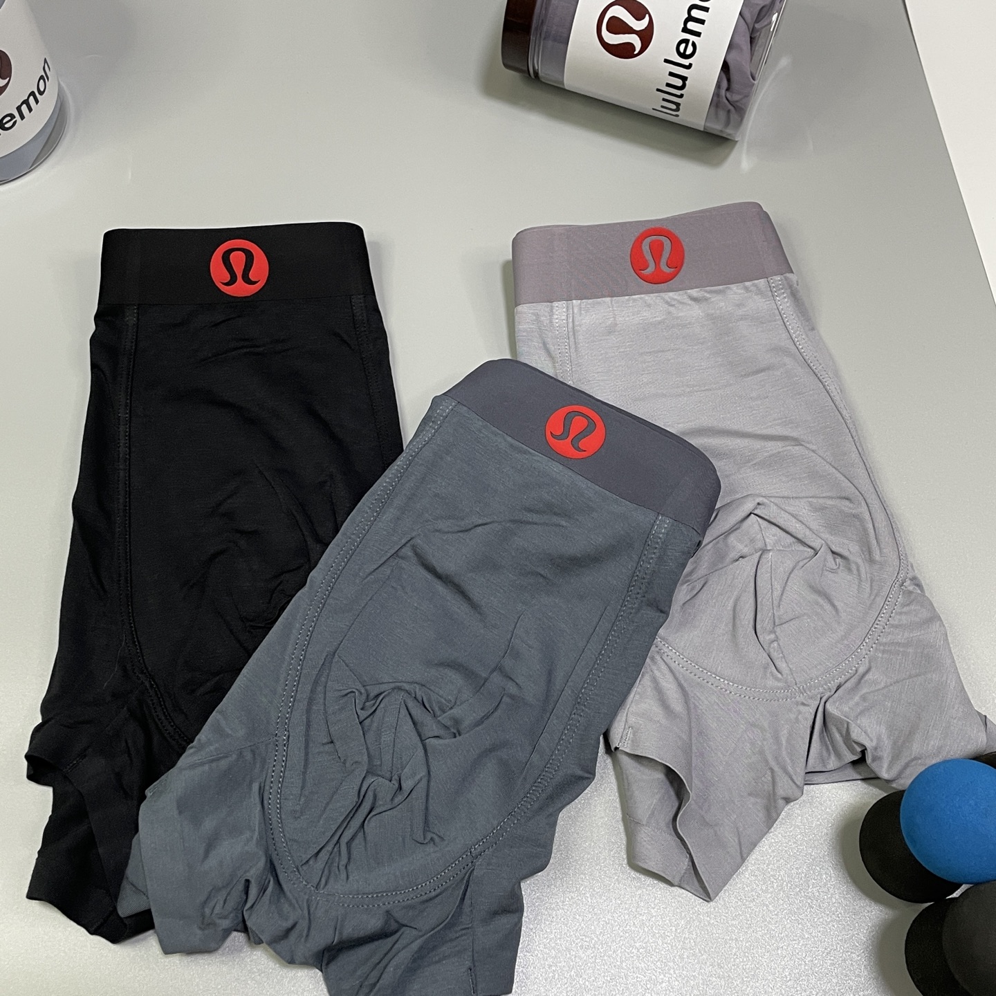 🔥🔥🔥专柜新品！lululemon时尚男士内裤！ 外贸公司合作订单，经典立体lougo印标 轻薄透设计，