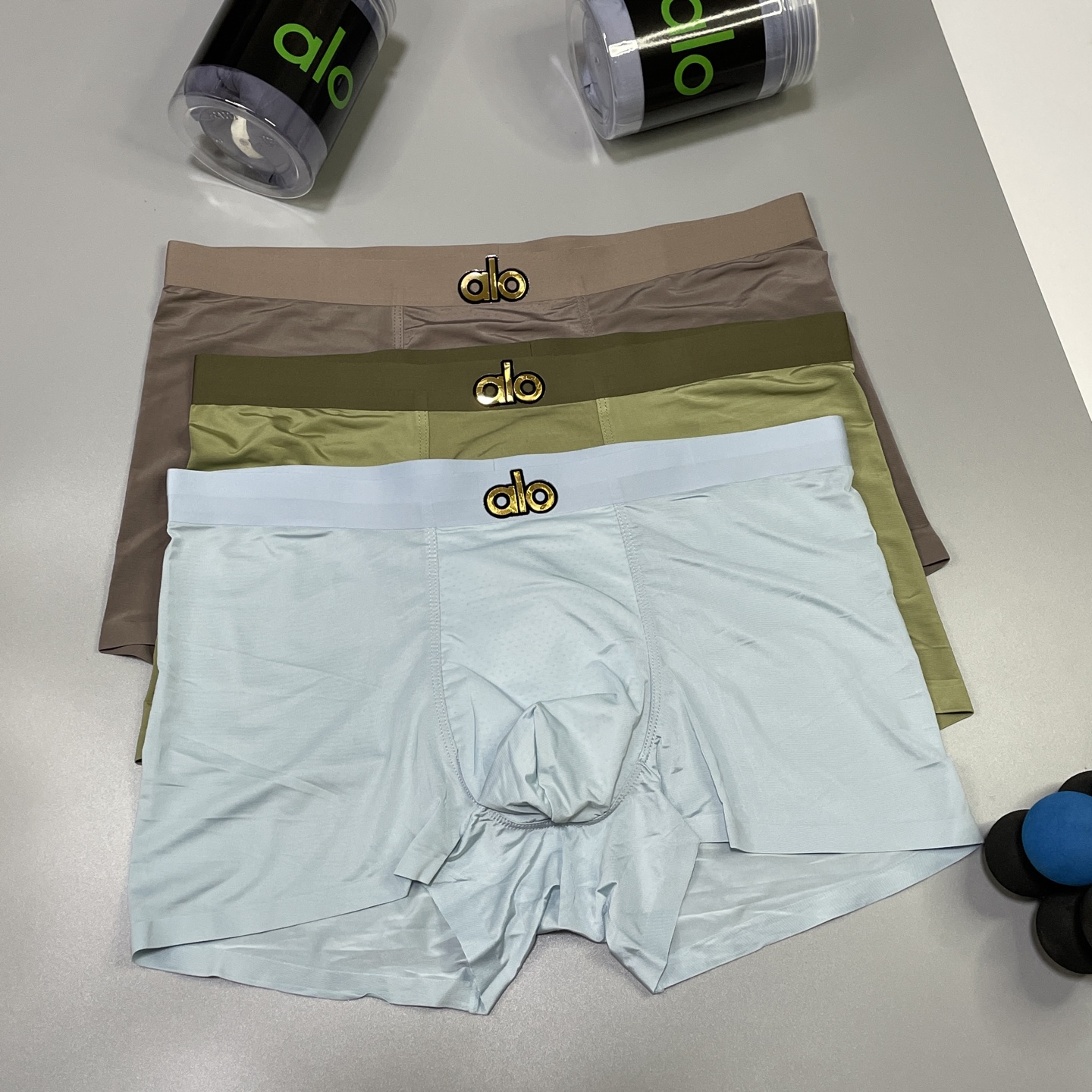 🔥🔥🔥新品！alo男士内裤！ 外贸公司合作订单，经典立体硅胶烫金logo印标 轻薄透设计，采用进口冰丝轻