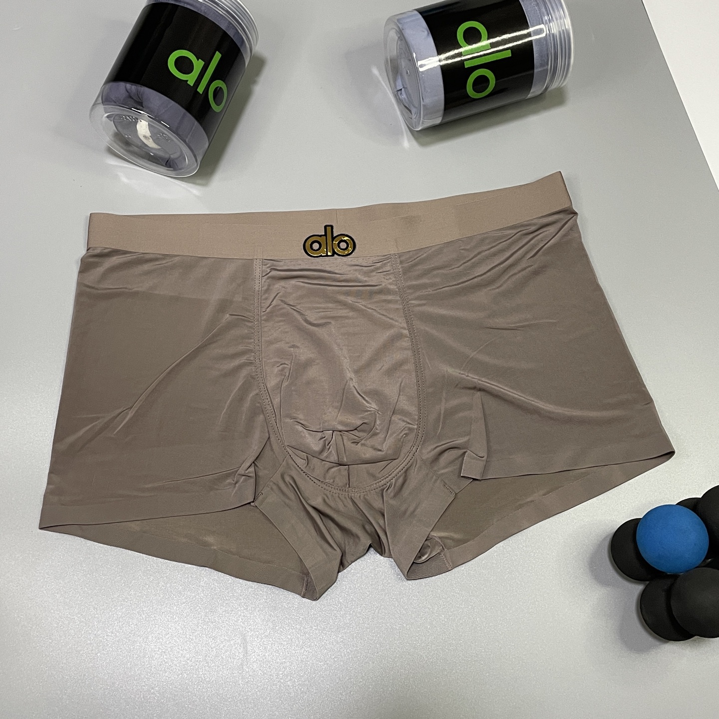 🔥🔥🔥新品！alo男士内裤！ 外贸公司合作订单，经典立体硅胶烫金logo印标 轻薄透设计，采用进口冰丝轻