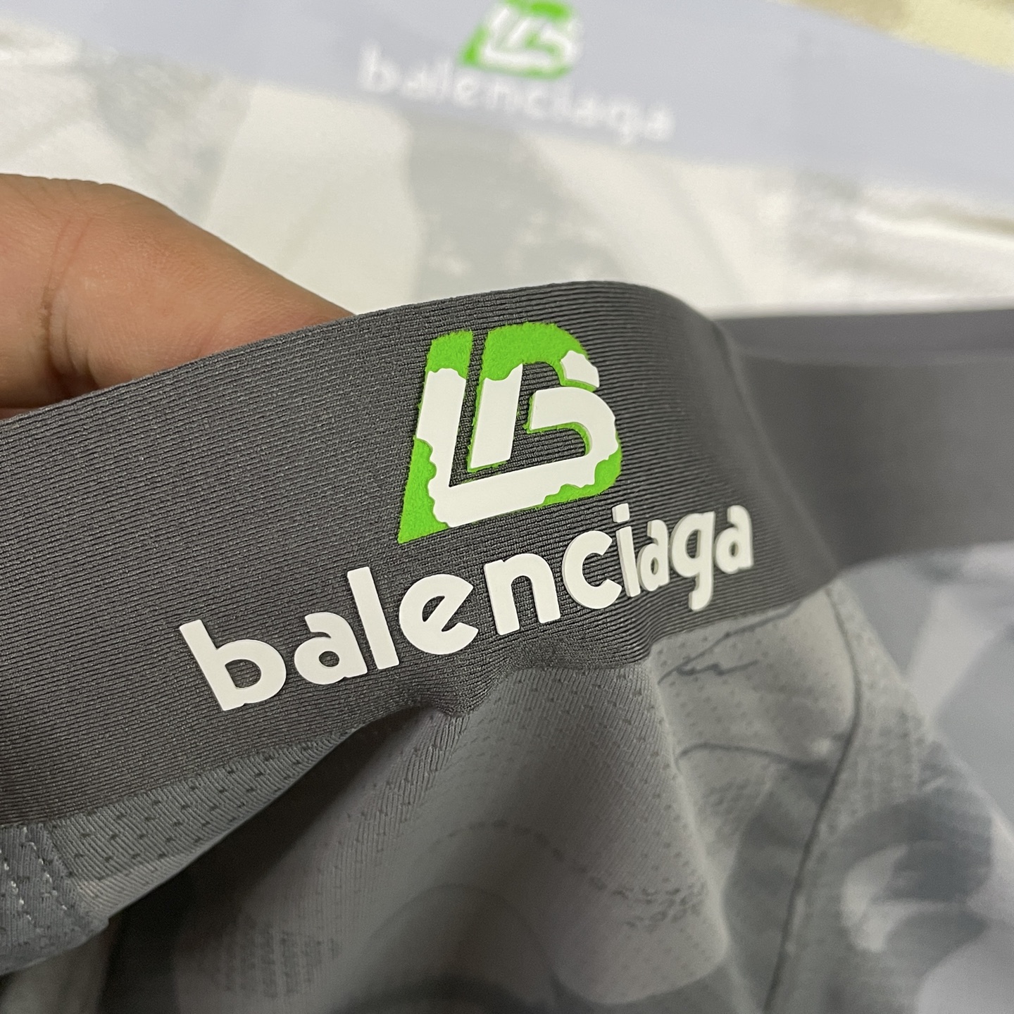 🔥🔥🔥新品！巴黎世家时尚男士内裤！ 外贸公司合作订单，经典立体硅胶logo印标 轻薄透设计，采用进口轻薄