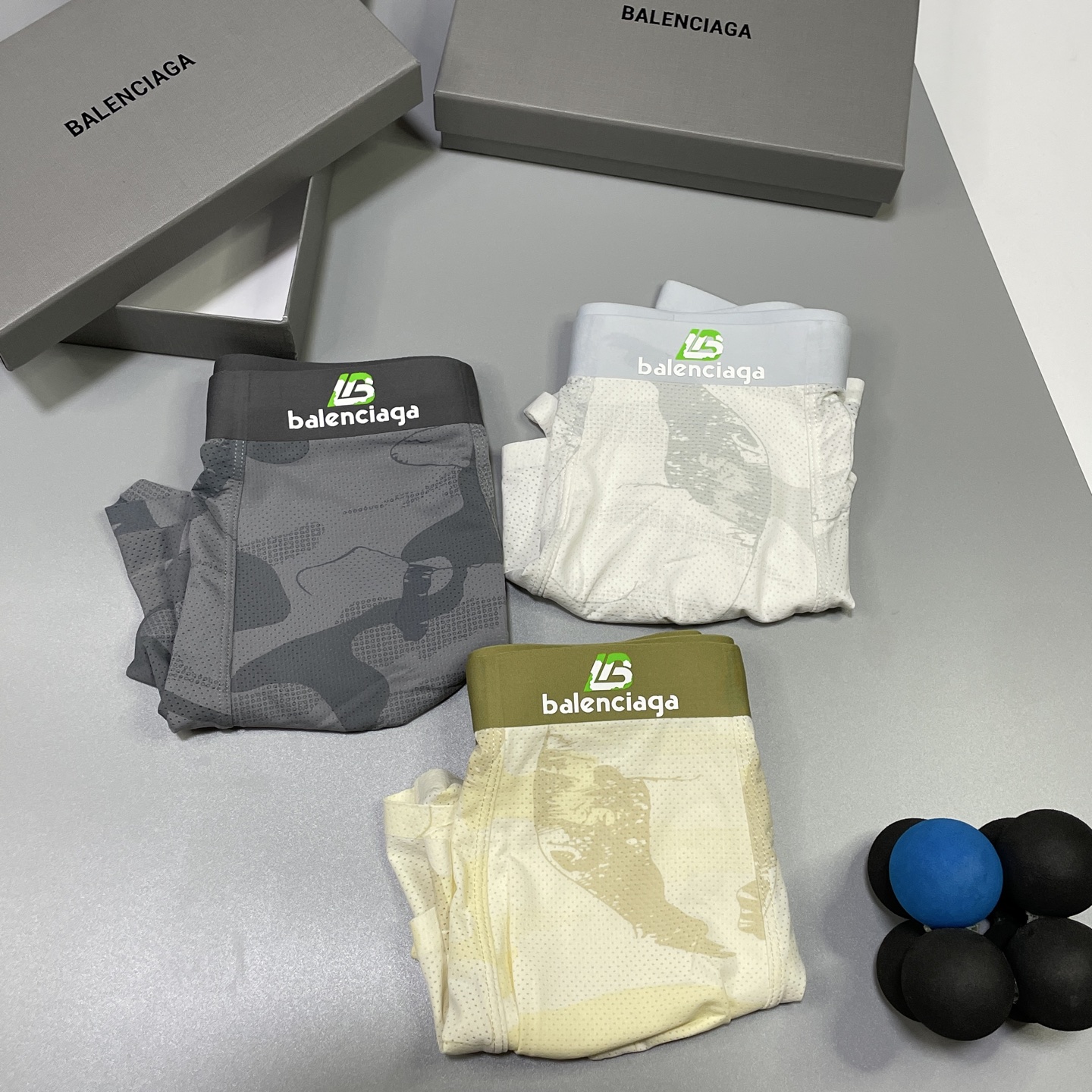 🔥🔥🔥新品！巴黎世家时尚男士内裤！ 外贸公司合作订单，经典立体硅胶logo印标 轻薄透设计，采用进口轻薄