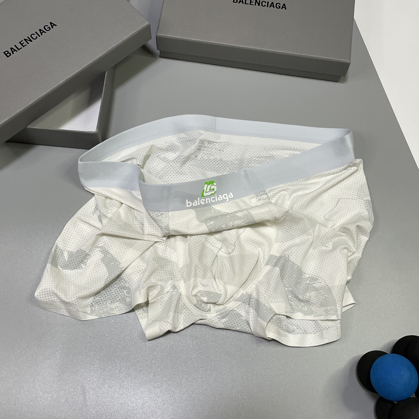 🔥🔥🔥新品！巴黎世家时尚男士内裤！ 外贸公司合作订单，经典立体硅胶logo印标 轻薄透设计，采用进口轻薄